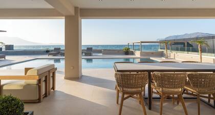 LUXURY VILLA EOS BEACHFRONT 20 metres from the sea