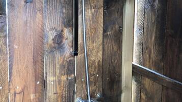 Dusche, Handtücher, Seife, Toilettenpapier