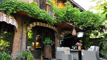 Façana frontal de l'allotjament