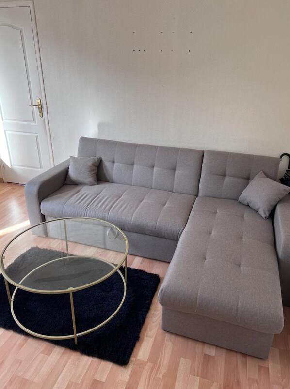 Smart TV, video games - Logement Entier F2 Stade DE France (Saint-Denis)