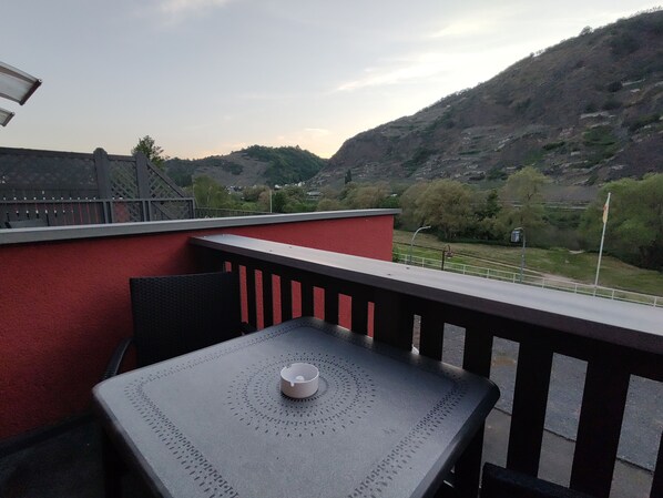 Outdoor spa tub - Gemütliche Ferienwohnung mit Moselblick (Dieblich)