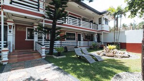 View from property - Reddoorz @ La Sefa Hotel And Resort Atimonan (Atimonan)