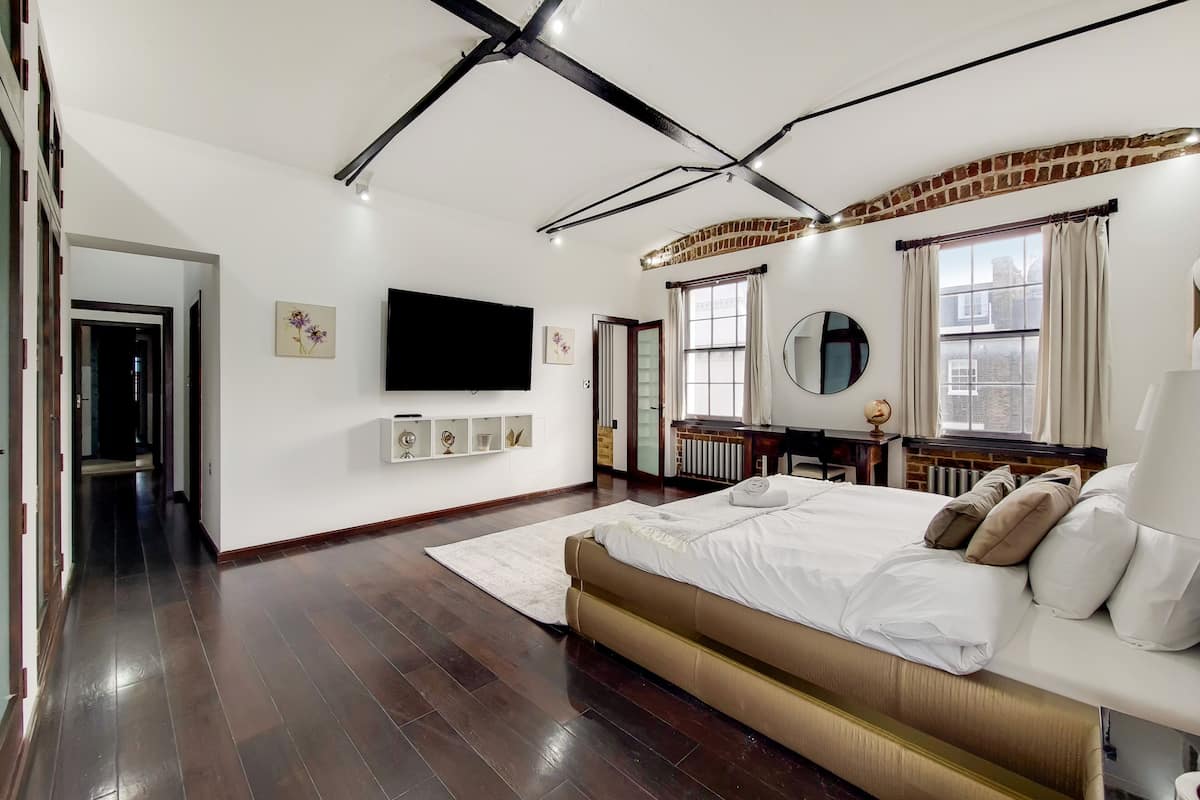 Presidential Apartment
