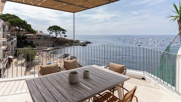 Family House, Ocean View (Casa Nova) | Terrace/patio