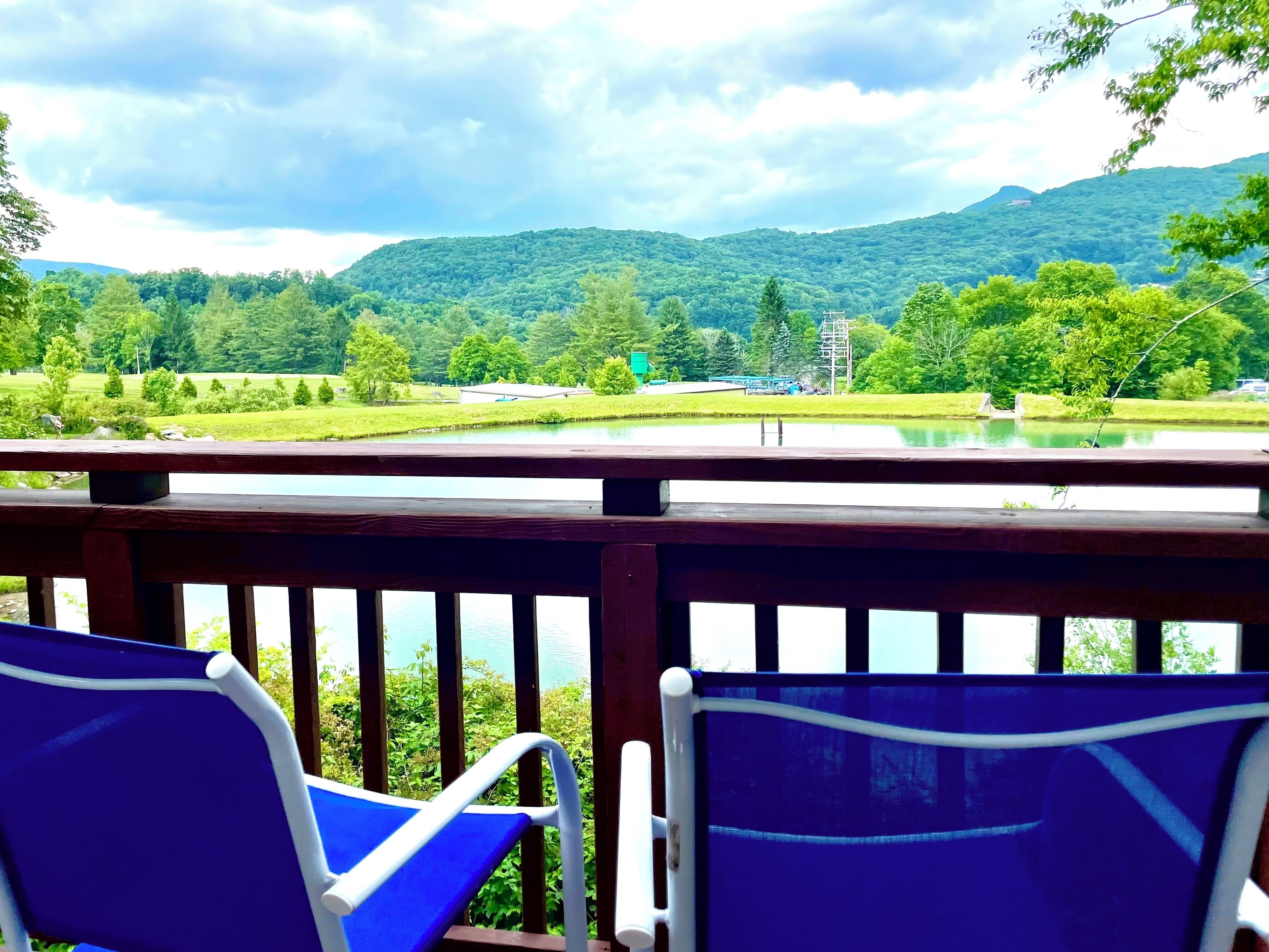 Suite Times@Snowlake Updated - AC! Resort Location! Reunions/Groups. Sleep10-20