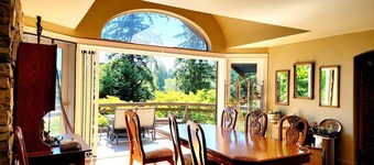 Vintage Poulsbo Apartment with Bay views