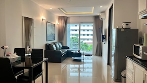 Dining - 6-30 - 1 Bdr Condo With Balcony and Shared Pool (Patong)