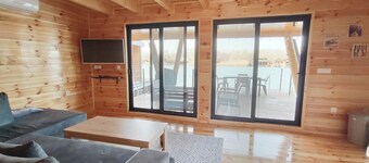 Riverhouse Luis. Neues Gemütliches Ferienhaus Direkt an der Ada Bojana