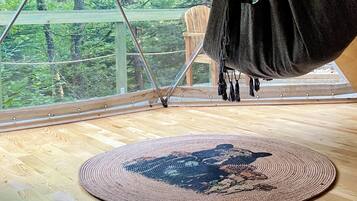 Room | Laptop workspace, free WiFi