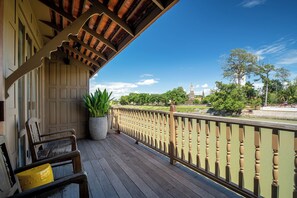 Executive Room, 1 King Bed, Bathtub, River View | Terrace/patio - Syama Residence (Ayutthaya)