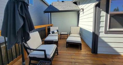 Modern Bremerton Retreat near Ferry & Downtown