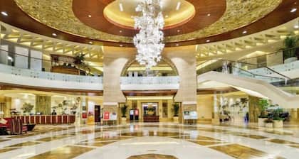 Lishui Overseas Chinese Hotel