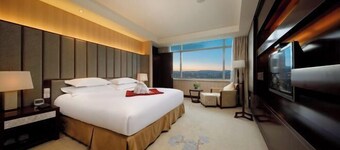 Lishui Overseas Chinese Hotel