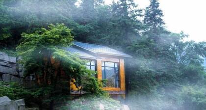 Xihai Hot Spring Holiday Hotel