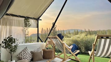 Tienda ejecutiva | Vistas a la montaña