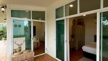 บ้านพักสำหรับครอบครัว | ลานระเบียง/นอกชาน