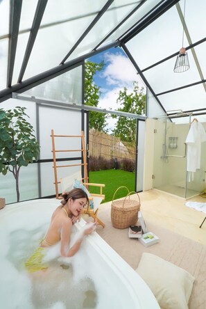 Luxury Tent | Free WiFi, bed sheets - SOL Glamping at Khao Yai (Pak Chong)