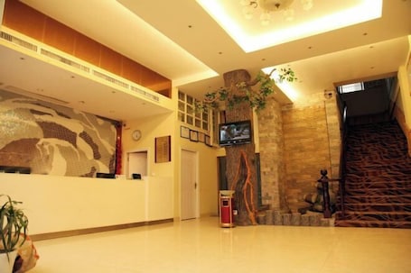 Lobby. Zixi Haichuan Express Hotel