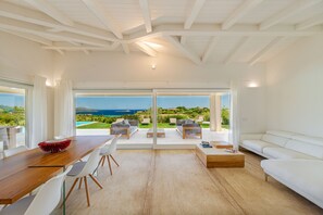 Interior - Villa AQA A stylish, designer villa with breathtaking sea views. (Lu Impostu)