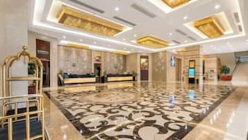 Lobby lounge