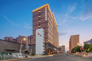 Unclassified image, 2 of 52, button - Jukai International Hotel (Nan'an)