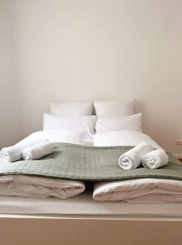 2 Schlafzimmer, Bügeleisen/Bügelbrett, WLAN, Bettwäsche
