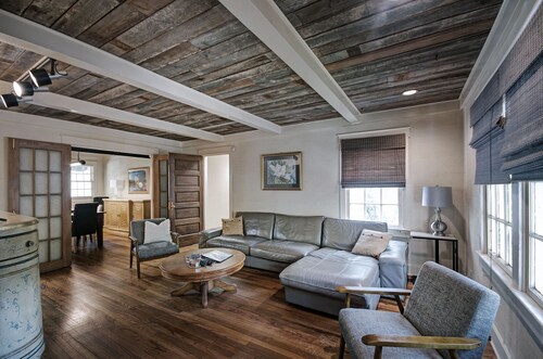 7BR City Retreat  Smart TVs, BBQ & Near Belhaven