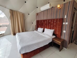 Cabin | 1 bedroom, free WiFi, bed sheets - Desert Oasis Lodge in Wadi Rum (Wadi Rum)