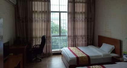 Quanzhou Longshi Hotel