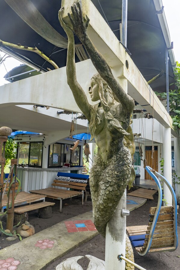 Exterior detail - Habitación Frente a la Playa Caribeña de Tortuguero, a tan Solo 15 Pasos del mar (Limón)