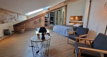 Die Gemütlichkeit des Theaters,neue Unterkünfte und Komfort im Herzen der Stadt.