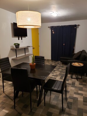 Dining - Casa Raquelina (Ensenada)