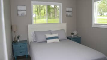 3 bedrooms, free WiFi, bed sheets