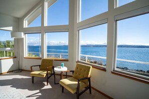 Interior - Waterfront home w/ beach access and Game room (Port Ludlow)