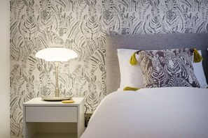 2 quartos, escrivaninha, ferros/tábuas de passar roupa, Wi-Fi