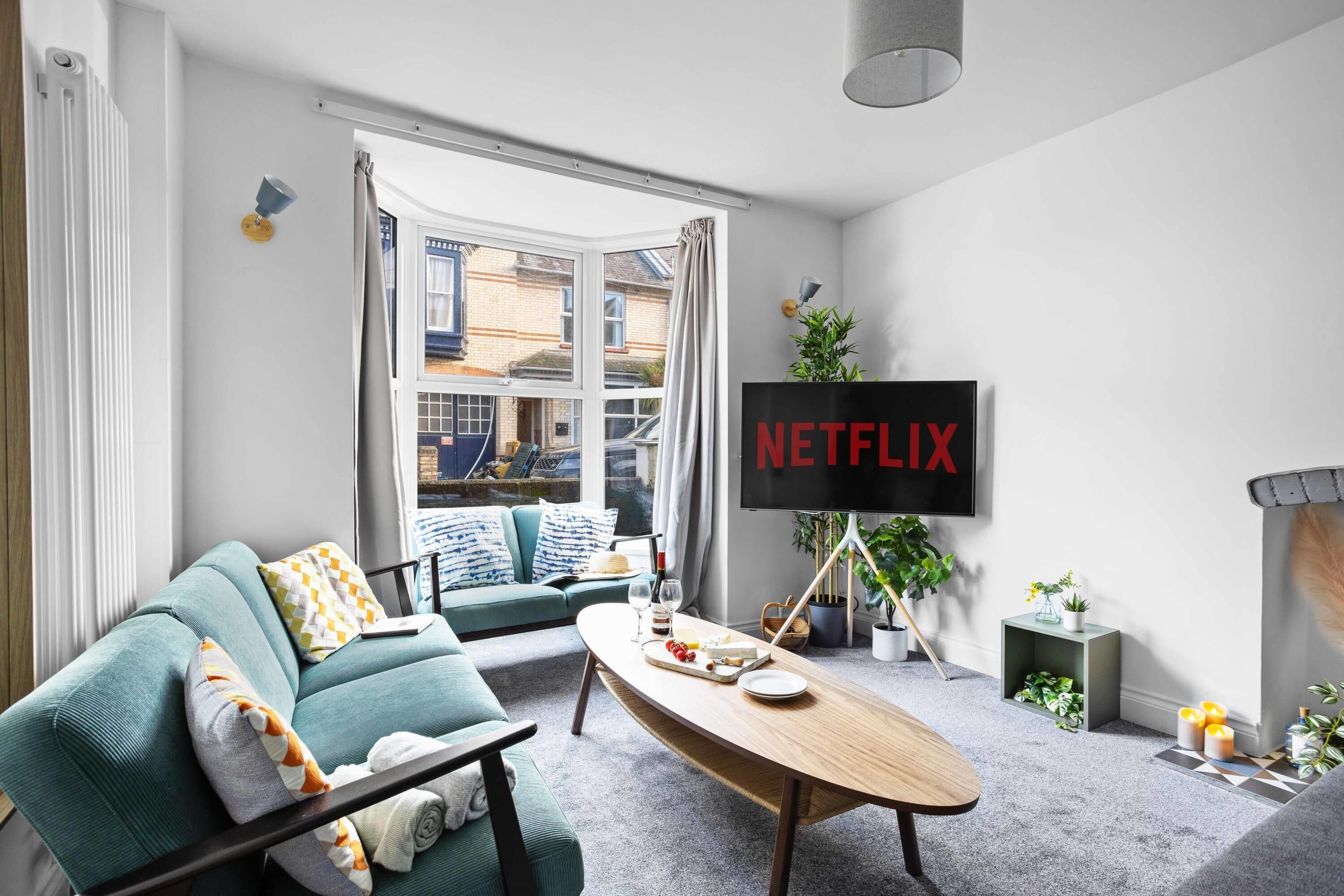 Apartment | 3 bedrooms, desk, iron/ironing board, Internet