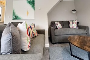 3 عدّة غرف نوم ومكتب ومكواة/لوح كي وخدمة الإنترنت