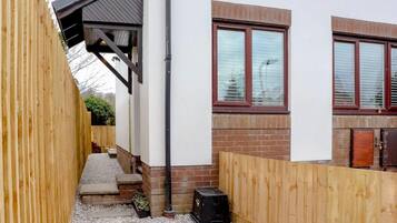 House | 3 bilik tidur, seterika/papan seterika, Internet