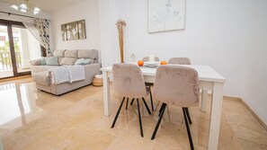 Interior - Marina de la Duquesa 537 (Manilva)