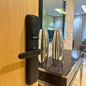 Apartment, Accessible | 1 bedroom, Internet - Colibri Urban King Suite Free Parking Coffee (Casablanca)