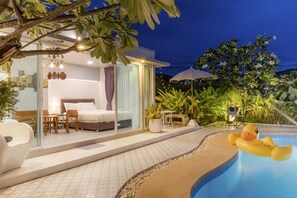 Pool - A villa in the heart of Hua Hin, 2.5 km from Beach with a private swimming pool. (Huahin)