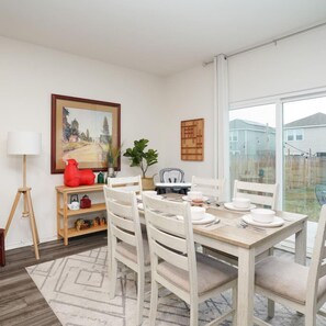 5 bedrooms - Rare Find Sleeps 13 Family Fun (San Antonio)