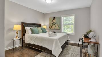 2 habitaciones, escritorio, wifi y ropa de cama