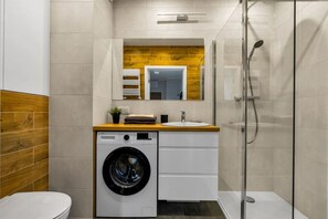 Hair dryer, towels - Warsaw Bemowo - Parking, Balcony & Workspace - by Rentujemy (Warszawa)