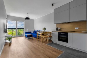 Interior - Warsaw Bemowo - Parking, Balcony & Workspace - by Rentujemy (Warszawa)