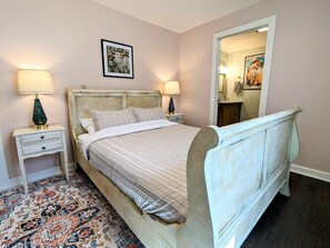 4 slaapkamers, reisbedje, wifi, beddengoed