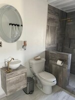 Ducha, cabezal de ducha tipo lluvia, artículos de tocador gratuitos