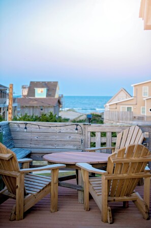 Terrace/patio - Two-Home Coastal Compound with Pool & Hot Tubs (Rodanthe)