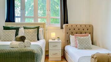 3 bedrooms, iron/ironing board, free WiFi, bed sheets