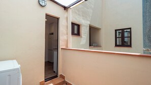 Property grounds - BeBarceloner Pelayo Apartments - 2 bedrooms (Barcelona)